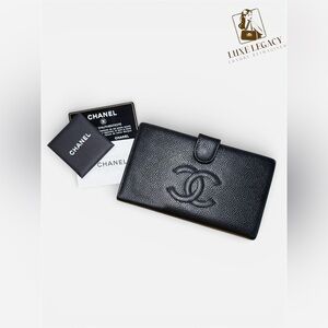 CHANEL Black Caviar Leather VINTAGE Long Wallet